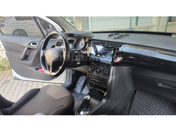 Bayan öğretmenden Citroen C3 otomatik dizel 