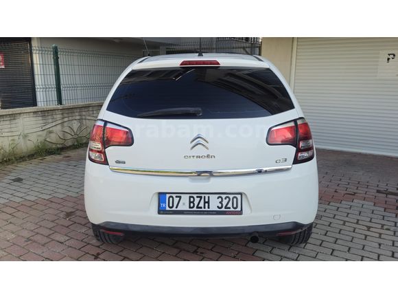 Bayan öğretmenden Citroen C3 otomatik dizel 