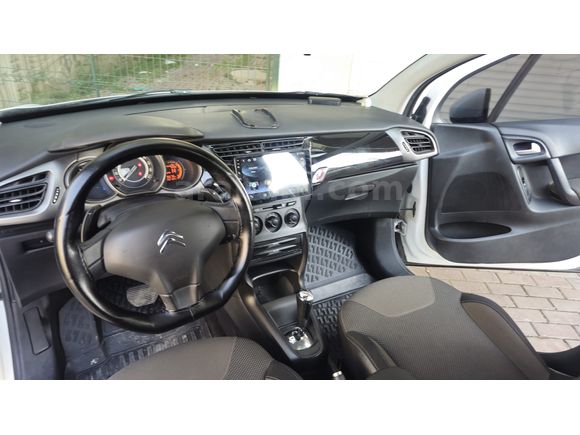 Bayan öğretmenden Citroen C3 otomatik dizel 