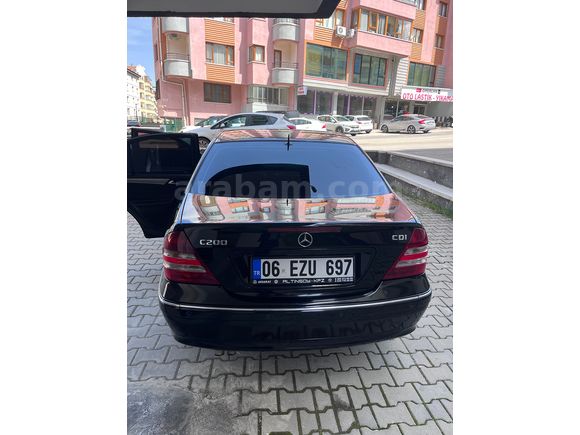 Sahibinden Düşük KM'de Mercedes C 200 CDI  2004 Model 