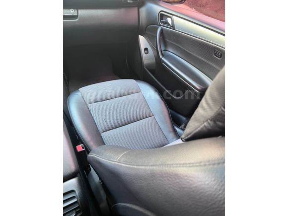 Sahibinden Düşük KM'de Mercedes C 200 CDI  2004 Model 