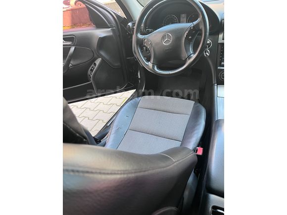 Sahibinden Düşük KM'de Mercedes C 200 CDI  2004 Model 