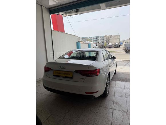  !!Audi A4  TR EN TEMİZ ARAÇI !!