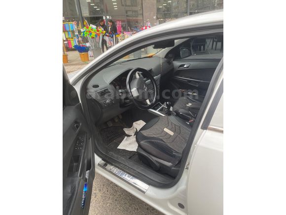 Sahibinden Opel Astra 1.3 CDTI Enjoy Plus 2012 Model  282.000 km Beyaz