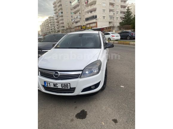 Sahibinden Opel Astra 1.3 CDTI Enjoy Plus 2012 Model  282.000 km Beyaz