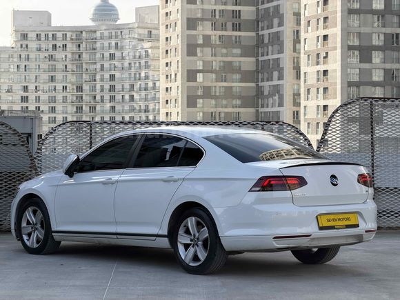 Galeriden Volkswagen Passat 1.6 TDi BlueMotion Impression 2017 Model İstanbul