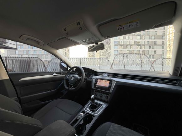 Galeriden Volkswagen Passat 1.6 TDi BlueMotion Impression 2017 Model İstanbul