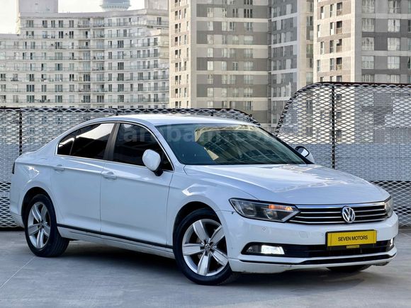 Galeriden Volkswagen Passat 1.6 TDi BlueMotion Impression 2017 Model İstanbul