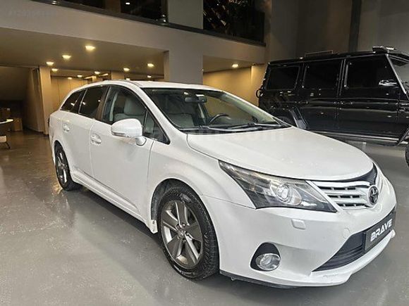BRAVE 2014 AVENSIS 1.6 ELEGANT EXTRA HATASIZ/154 KM