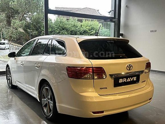 BRAVE 2014 AVENSIS 1.6 ELEGANT EXTRA HATASIZ/154 KM