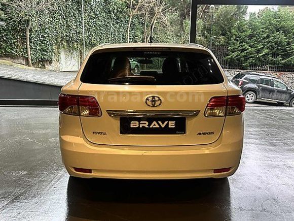 BRAVE 2014 AVENSIS 1.6 ELEGANT EXTRA HATASIZ/154 KM