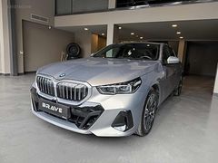 BRAVE 2024 BMW 5.20i M SPORT /HEAD-UP/HARMAN KARDON/SOGUTMA