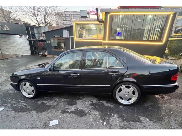 E200 amg genişletilmiş çamurluklar 2 yıl yeni vizeli