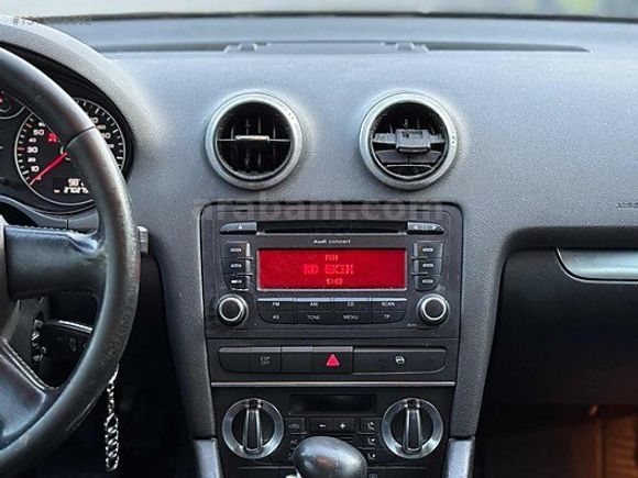 AUDİ A3 HATCHBACK 1.6 OTOMATİK EMSALSİZ FİYAT