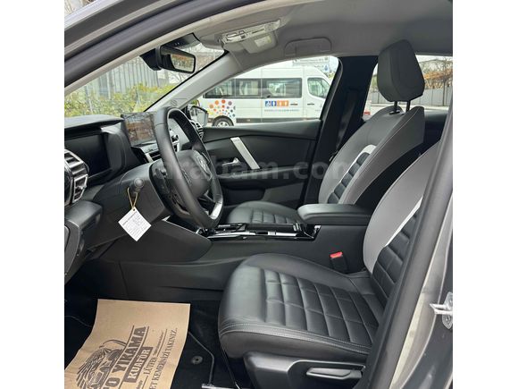 Sahibinden Citroen C4 X 1.2 PureTech Max 2025 Model 