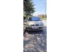Sahibinden Renault Megane 1.4 RTA 2001 Model  250.000 km Bej