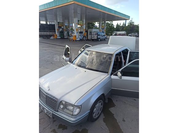 Sahibinden Mercedes - Benz E 200 1994 Model