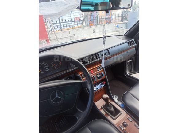 Sahibinden Mercedes - Benz E 200 1994 Model