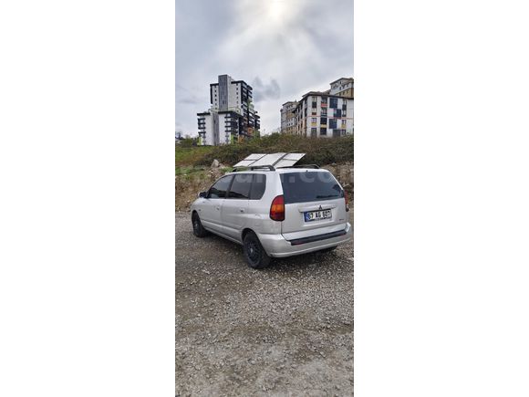 Sahibinden Mitsubishi Space Star 1.3 GLX 2000 Model