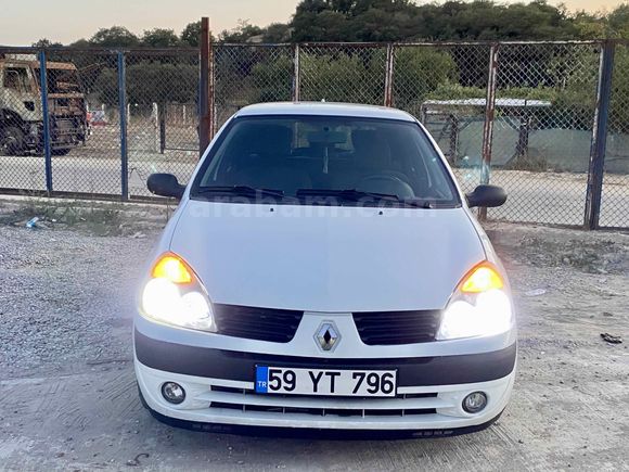 MASRAFSIZ 1 DEĞİŞEN 1 BOYA 2006 MODEL 1.5 dCi 86 HP CLİO