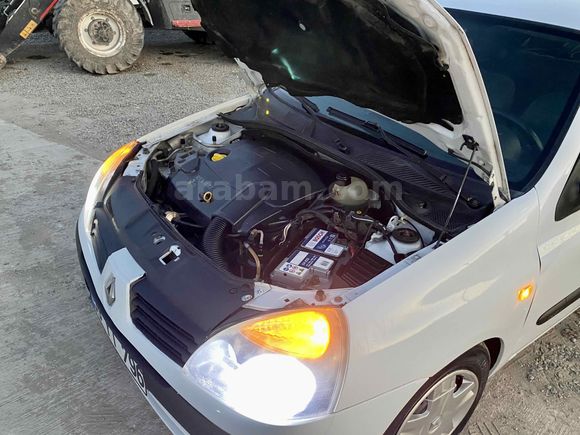 MASRAFSIZ 1 DEĞİŞEN 1 BOYA 2006 MODEL 1.5 dCi 86 HP CLİO
