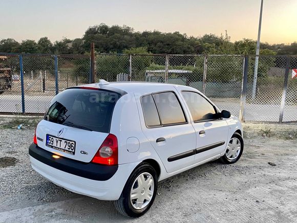 MASRAFSIZ 1 DEĞİŞEN 1 BOYA 2006 MODEL 1.5 dCi 86 HP CLİO