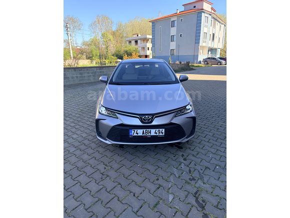 Sahibinden 113 binde Toyota Corolla 1.6 - Tutulan model 4 silindir