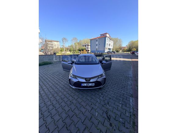 Sahibinden 113 binde Toyota Corolla 1.6 - Tutulan model 4 silindir