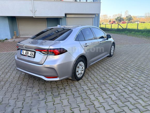 Sahibinden 113 binde Toyota Corolla 1.6 - Tutulan model 4 silindir