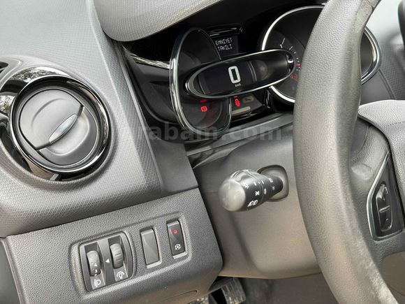 YAŞAR AUTODAN Renault Clio 0.9 TCe Joy 2020 Model