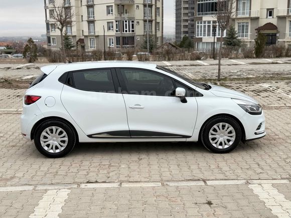 YAŞAR AUTODAN Renault Clio 0.9 TCe Joy 2020 Model