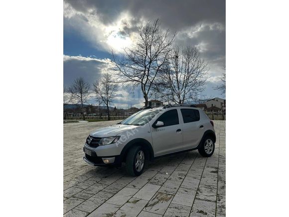 HATASIZ BOYASIZ TRAMERSİZ DACİA SANDERO