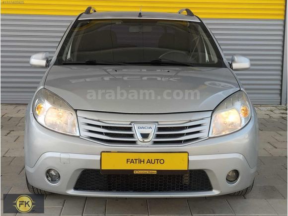 2009 model Dacia Sandero Benzin lpğ