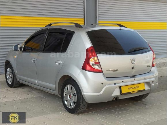 2009 model Dacia Sandero Benzin lpğ