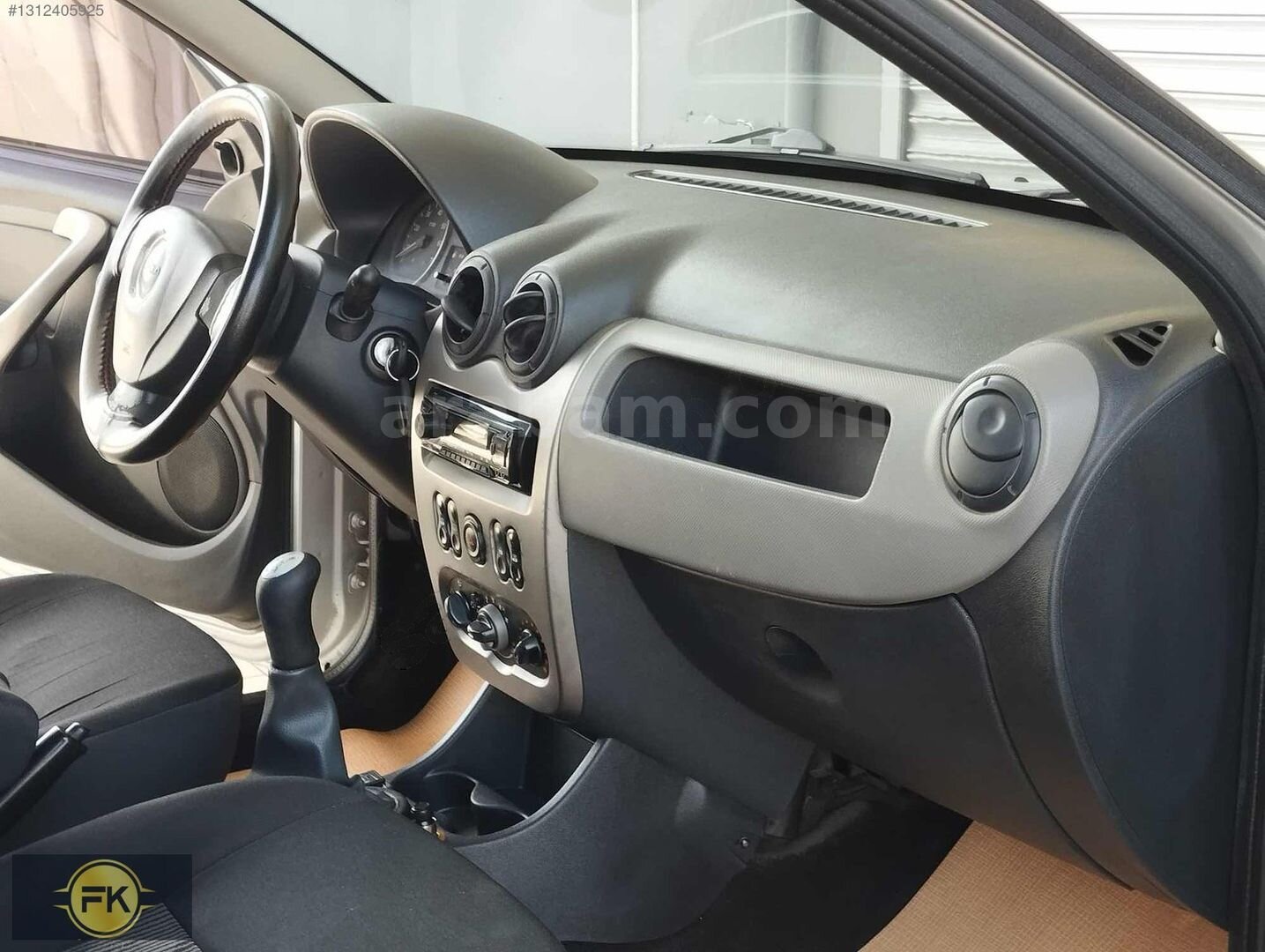 2009 model Dacia Sandero Benzin lpğ 4