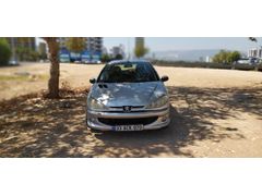 Sahibinden Peugeot 206 1.4 Comfort 2010 Model 
