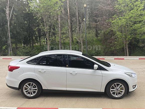 Dalkıran otomotiv den hatasız boyasız focus 90 binde