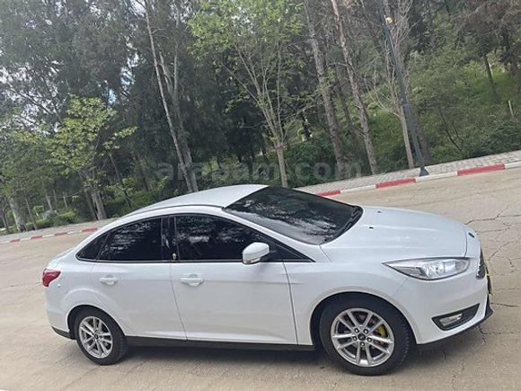 Dalkıran otomotiv den hatasız boyasız focus 90 binde
