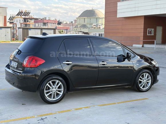 2. SAHİBİNDEN TOYOTA AURİS 
