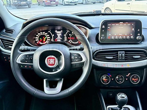 ROYAL AUTO'dan HATASIZ EGEA URBAN PLUS 1.4 FİREE 6.İLERİ 100bin