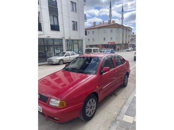 Sahibinden Volkswagen Polo 1.6 Classic 1999 Model 