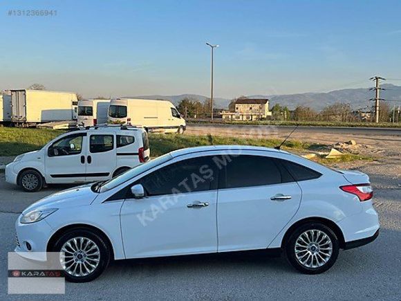 KARATAŞ MOTORS'DAN 2012 MODEL FORD FOCUS 1.6 MANUEL
