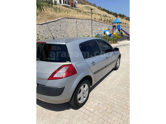 Sahibinden Renault Megane 1.4 Authentique 2005 Model 