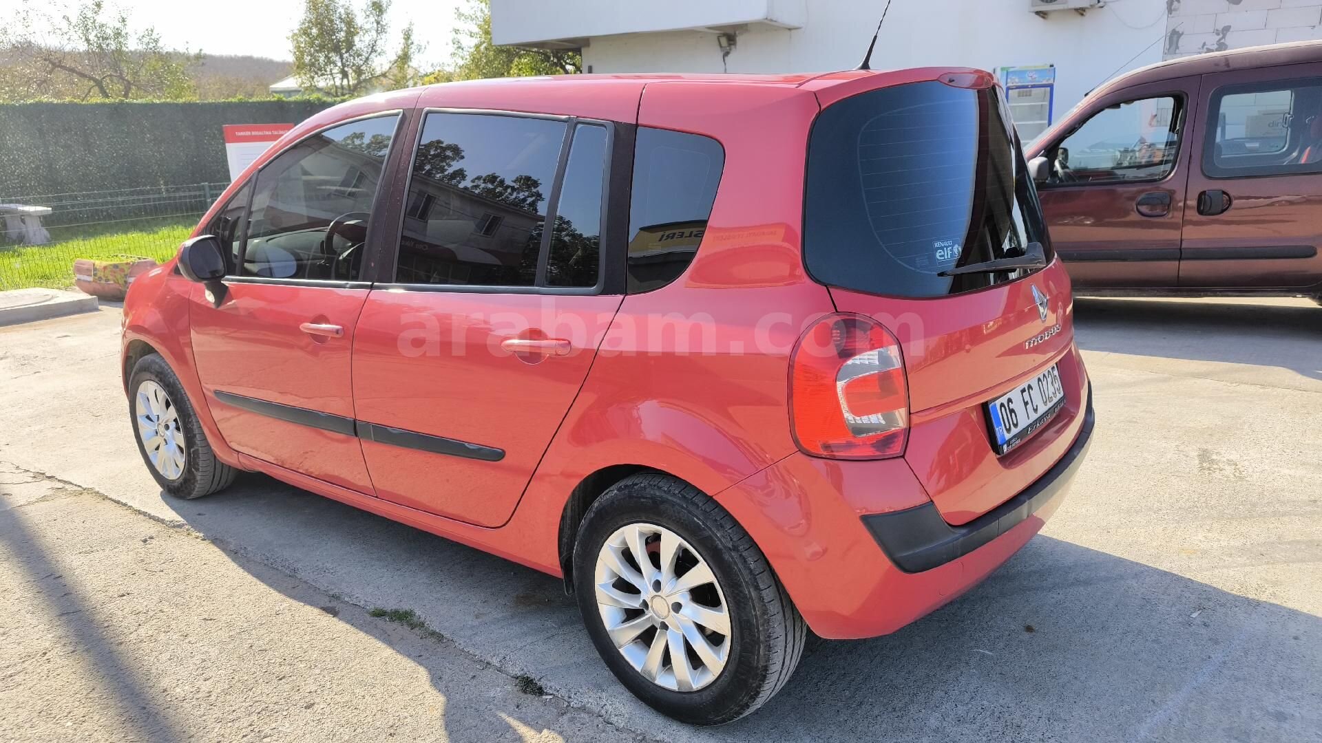 Sahibinden Renault Modus 1.6 Dynamique 2009 Model Sakarya 120.006 km Kırmızı 4