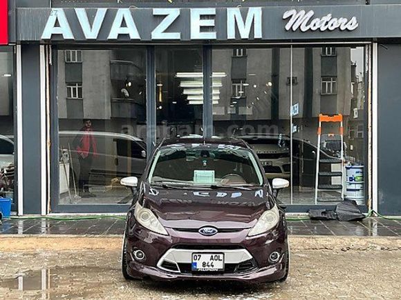 AVAZEM MOTORS'DAN 2009 MODEL FORD FİESTA