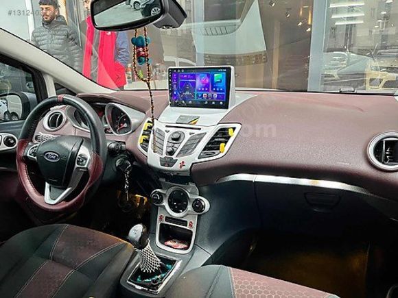 AVAZEM MOTORS'DAN 2009 MODEL FORD FİESTA