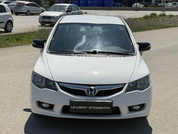 130 BİN KM OTOMATİK BEYAZ HONDA CIVIC İLK ELDEN ALINMA