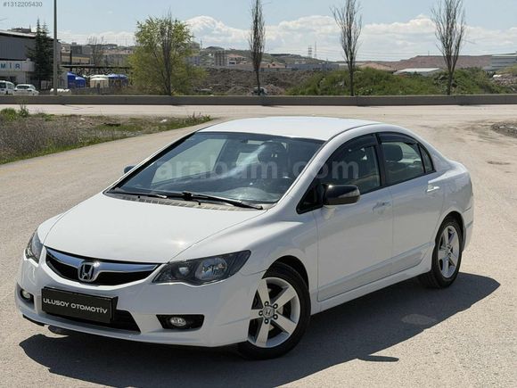 130 BİN KM OTOMATİK BEYAZ HONDA CIVIC İLK ELDEN ALINMA