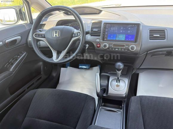 130 BİN KM OTOMATİK BEYAZ HONDA CIVIC İLK ELDEN ALINMA