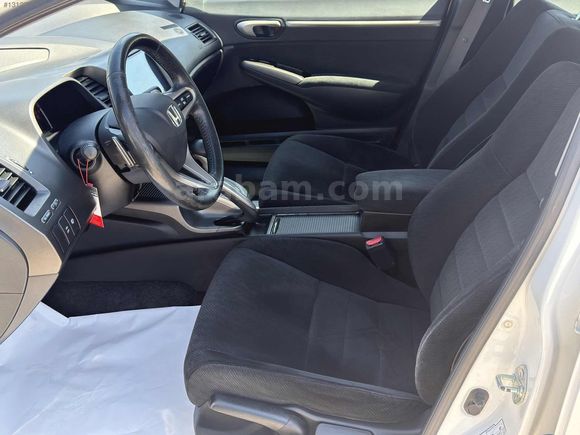 130 BİN KM OTOMATİK BEYAZ HONDA CIVIC İLK ELDEN ALINMA